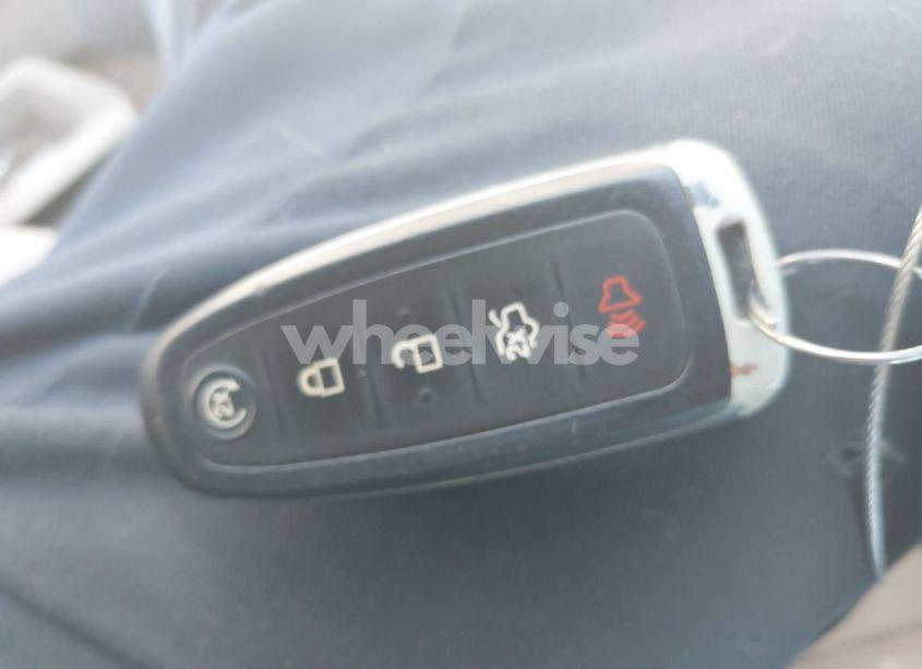 Photo 11 of 2013 Ford Escape SEL (VIN 1FMCU0H97DUA83702)