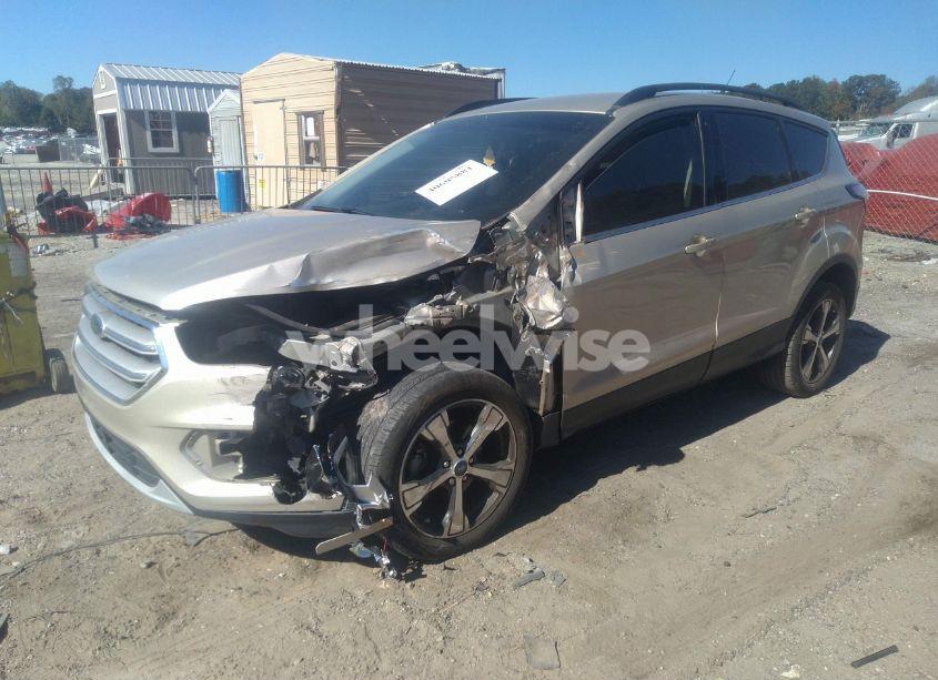 Photo 2 of 2018 Ford Escape SEL (VIN 1FMCU0HD0JUD00653)