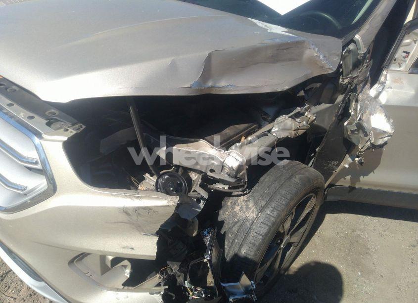 Photo 6 of 2018 Ford Escape SEL (VIN 1FMCU0HD0JUD00653)