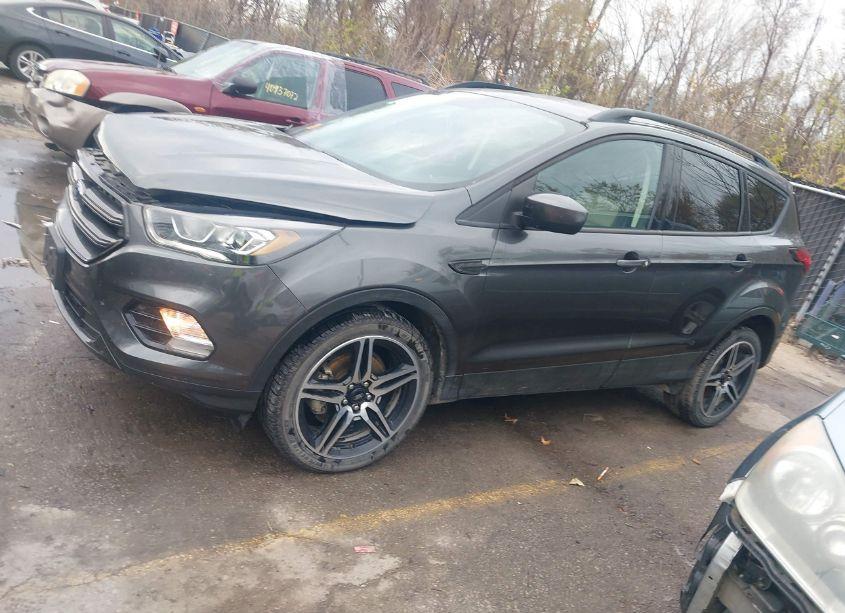Photo 14 of 2019 Ford Escape SEL (VIN 1FMCU0HD0KUB27153)