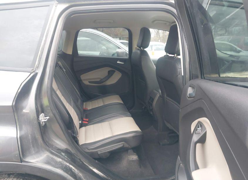 Photo 8 of 2019 Ford Escape SEL (VIN 1FMCU0HD0KUB27153)