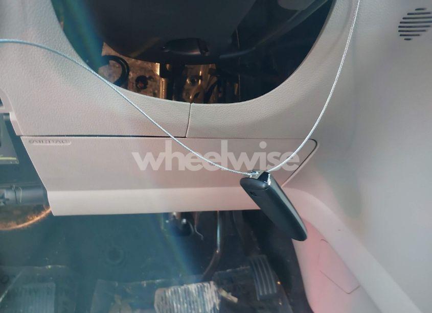 Photo 11 of 2019 Ford Escape SEL (VIN 1FMCU0HD0KUB47113)