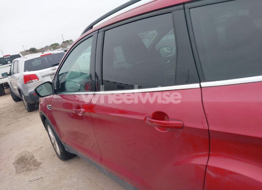 Photo 14 of 2019 Ford Escape SEL (VIN 1FMCU0HD0KUB47113)