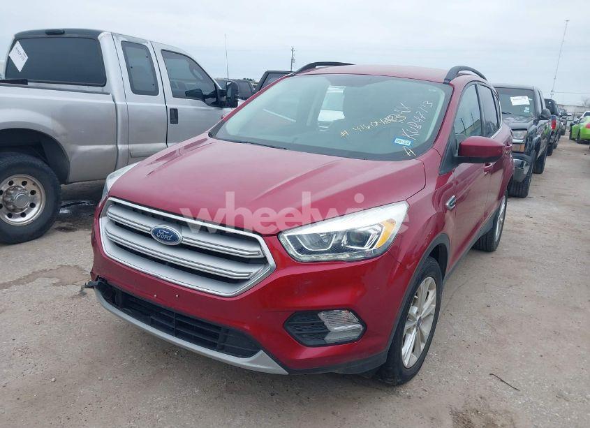 Photo 2 of 2019 Ford Escape SEL (VIN 1FMCU0HD0KUB47113)