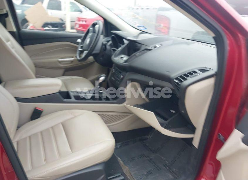 Photo 5 of 2019 Ford Escape SEL (VIN 1FMCU0HD0KUB47113)