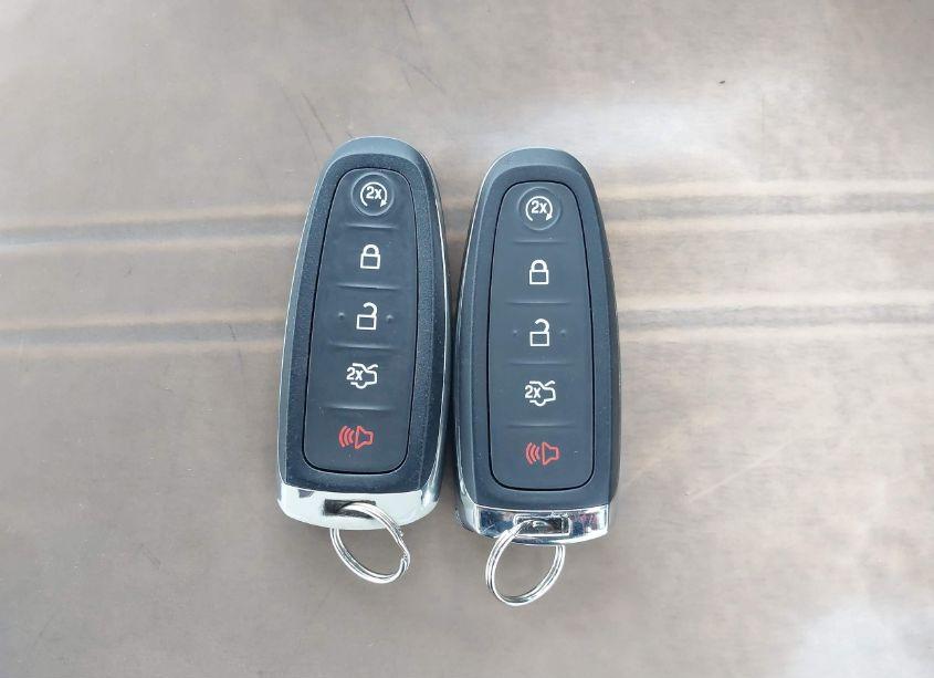 Photo 11 of 2019 Ford Escape SEL (VIN 1FMCU0HD0KUB62145)