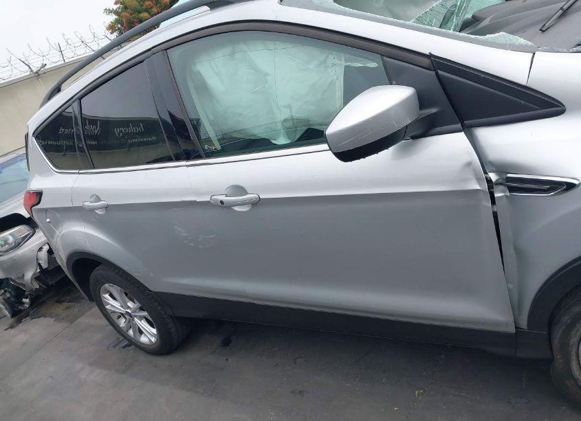 Photo 14 of 2019 Ford Escape SEL (VIN 1FMCU0HD0KUB62145)