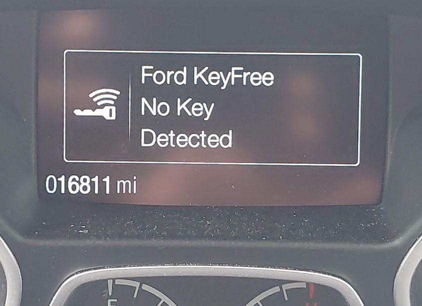 Photo 16 of 2019 Ford Escape SEL (VIN 1FMCU0HD0KUB62145)