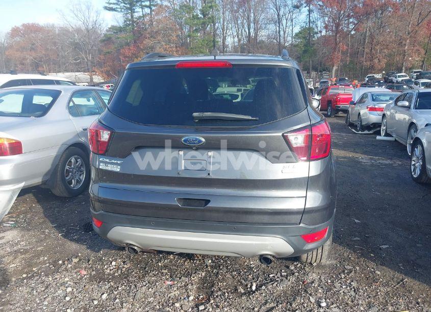 Photo 16 of 2019 Ford Escape SEL (VIN 1FMCU0HD1KUA46680)