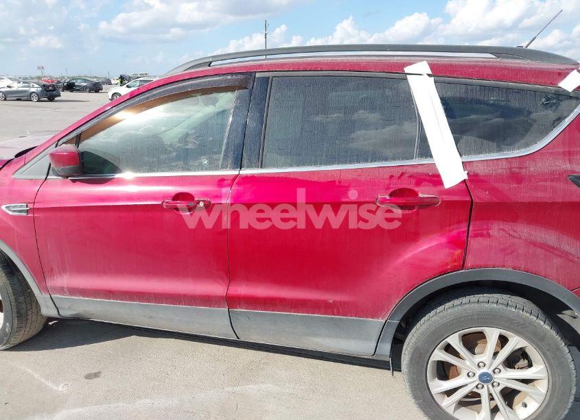 Photo 13 of 2019 Ford Escape SEL (VIN 1FMCU0HD1KUA62538)