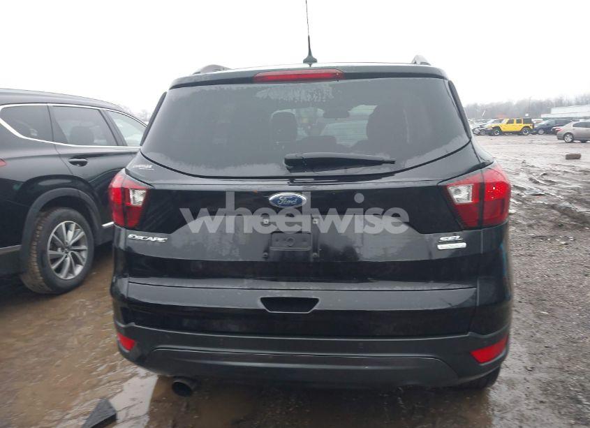 Photo 17 of 2019 Ford Escape SEL (VIN 1FMCU0HD1KUA95524)