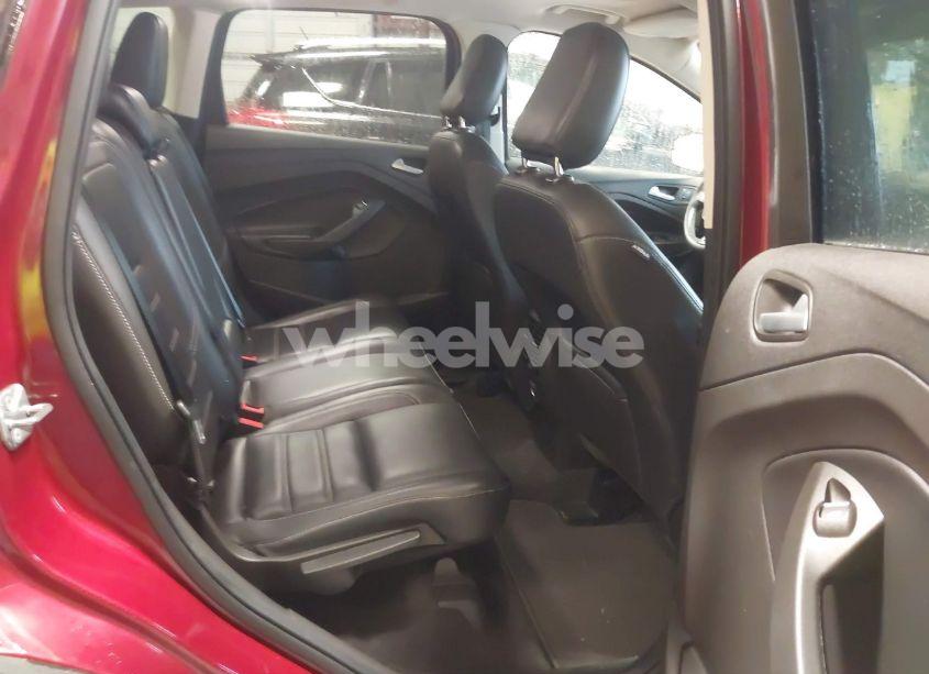 Photo 8 of 2019 Ford Escape SEL (VIN 1FMCU0HD1KUB21734)