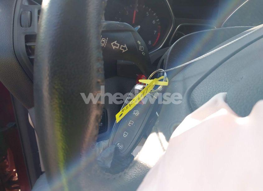 Photo 11 of 2019 Ford Escape SEL (VIN 1FMCU0HD1KUB83960)