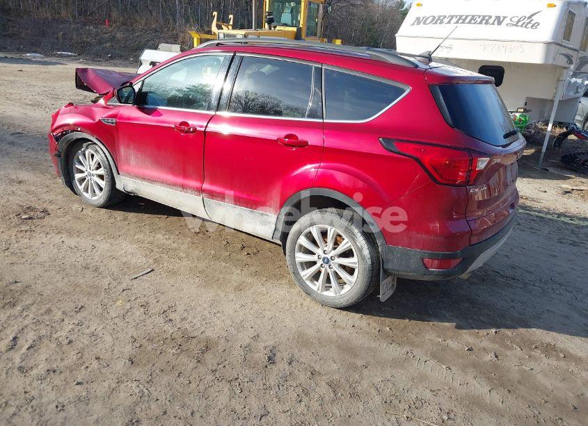 Photo 3 of 2019 Ford Escape SEL (VIN 1FMCU0HD1KUB83960)