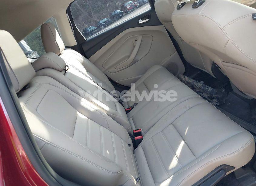 Photo 8 of 2019 Ford Escape SEL (VIN 1FMCU0HD1KUB83960)