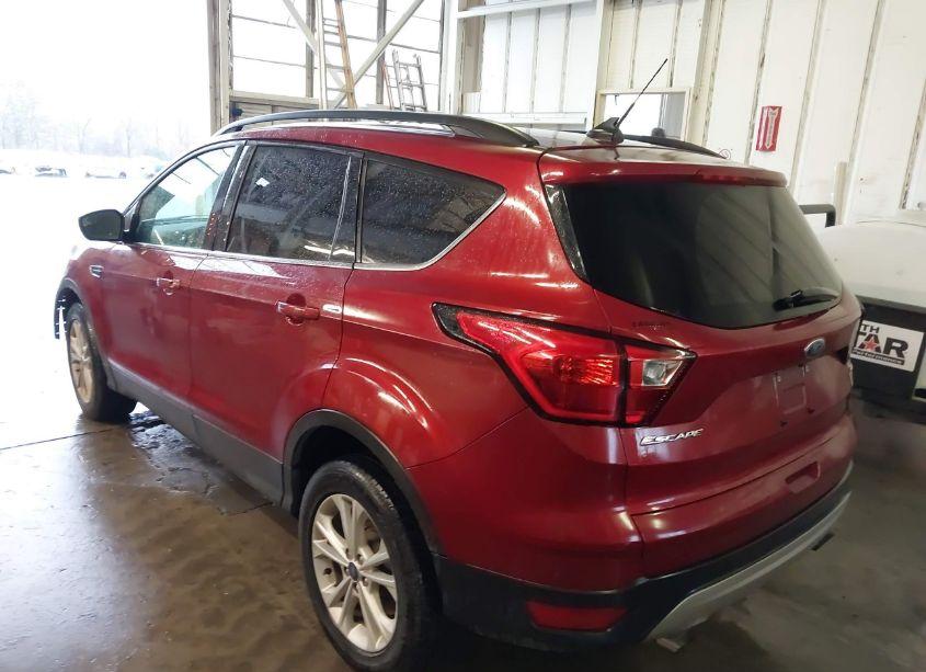 Photo 3 of 2019 Ford Escape SEL (VIN 1FMCU0HD1KUB93629)