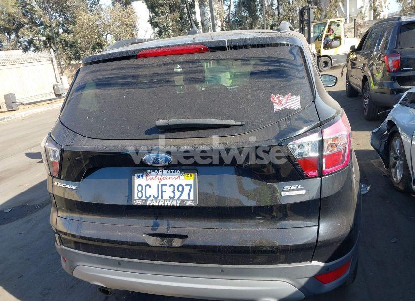 Photo 17 of 2018 Ford Escape SEL (VIN 1FMCU0HD2JUA64572)