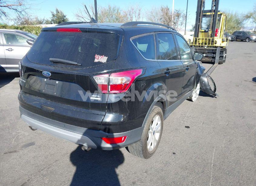 Photo 4 of 2018 Ford Escape SEL (VIN 1FMCU0HD2JUA64572)