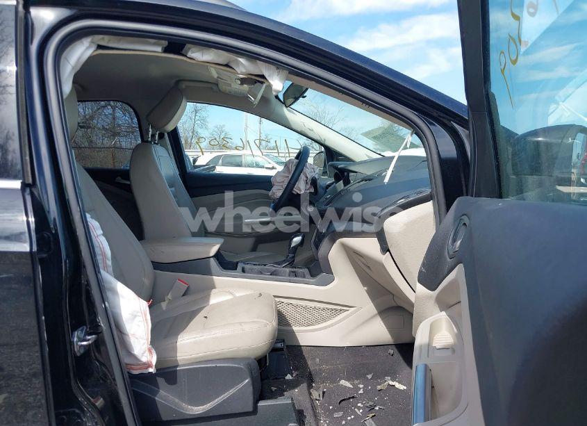 Photo 5 of 2018 Ford Escape SEL (VIN 1FMCU0HD2JUB39643)