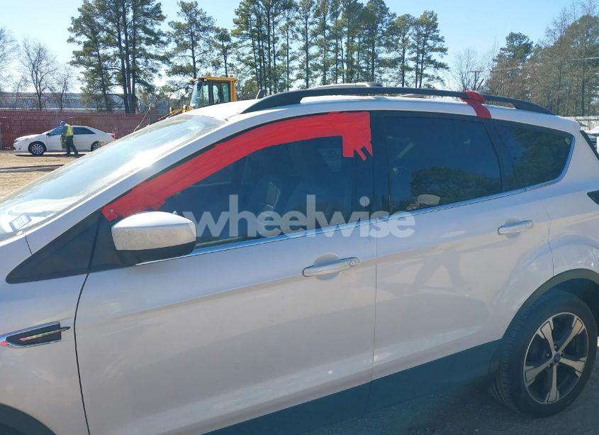 Photo 6 of 2018 Ford Escape SEL (VIN 1FMCU0HD2JUB42347)