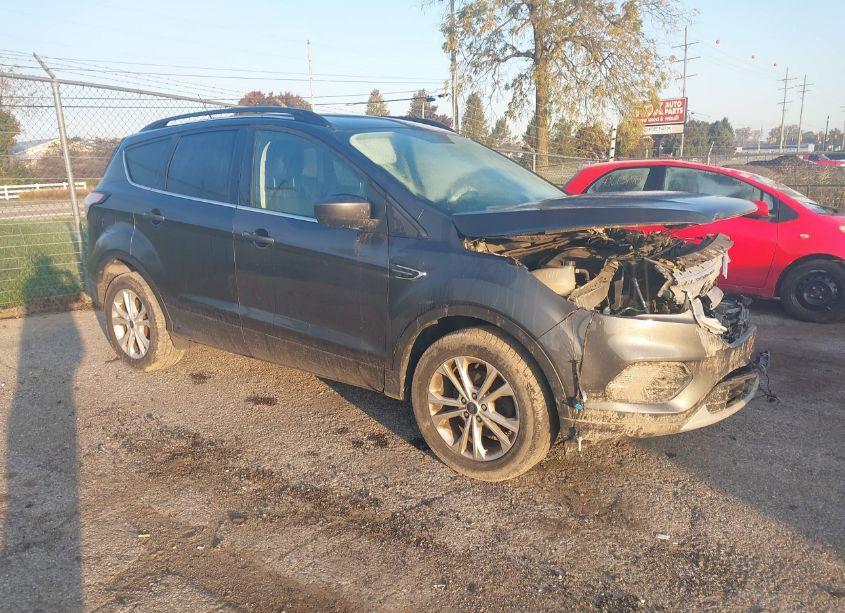 2018 Ford Escape SEL (VIN 1FMCU0HD2JUC47342) main photo
