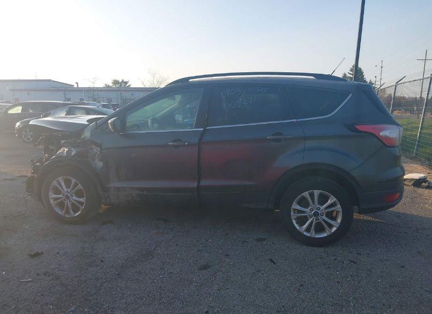 Photo 15 of 2018 Ford Escape SEL (VIN 1FMCU0HD2JUC47342)