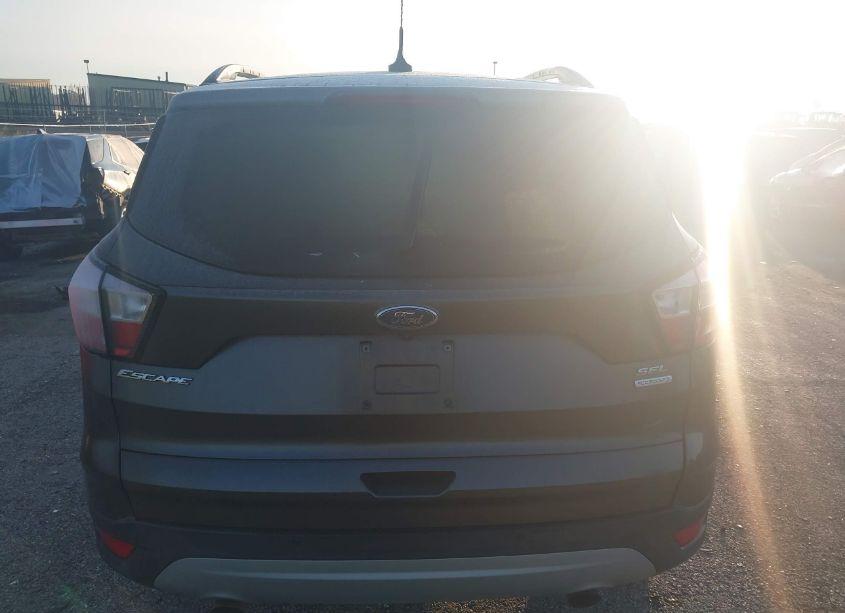 Photo 17 of 2018 Ford Escape SEL (VIN 1FMCU0HD2JUC47342)