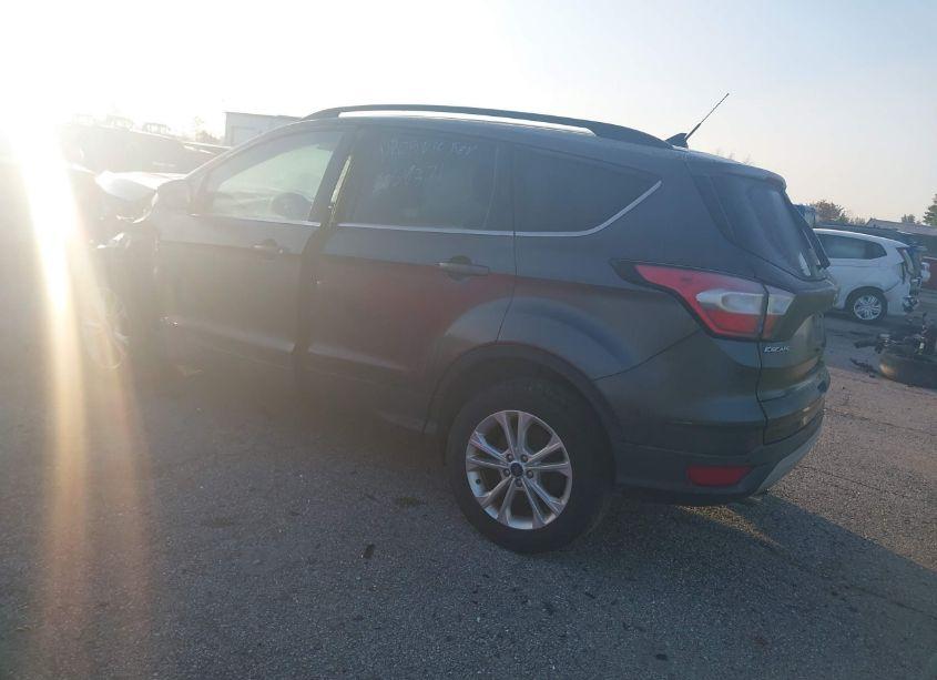 Photo 3 of 2018 Ford Escape SEL (VIN 1FMCU0HD2JUC47342)