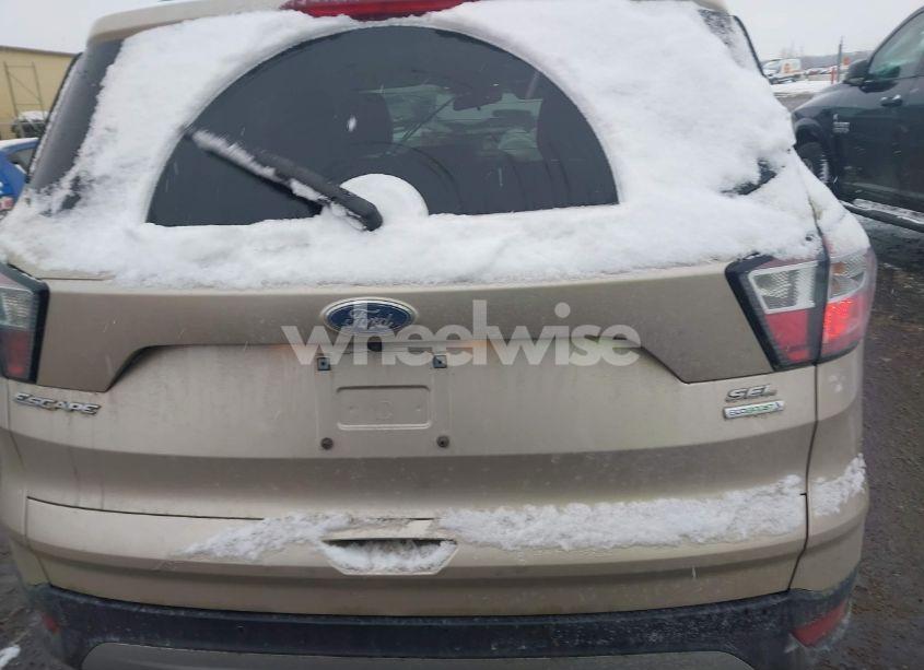 Photo 16 of 2018 Ford Escape SEL (VIN 1FMCU0HD3JUB71209)