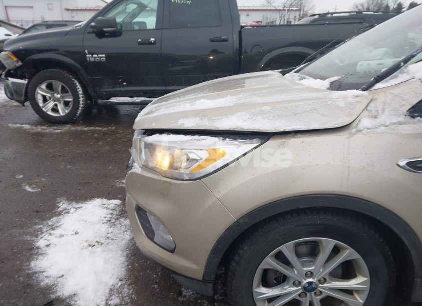 Photo 6 of 2018 Ford Escape SEL (VIN 1FMCU0HD3JUB71209)