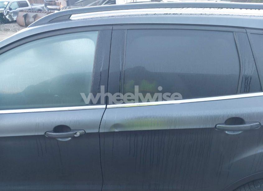 Photo 14 of 2018 Ford Escape SEL (VIN 1FMCU0HD3JUD13817)