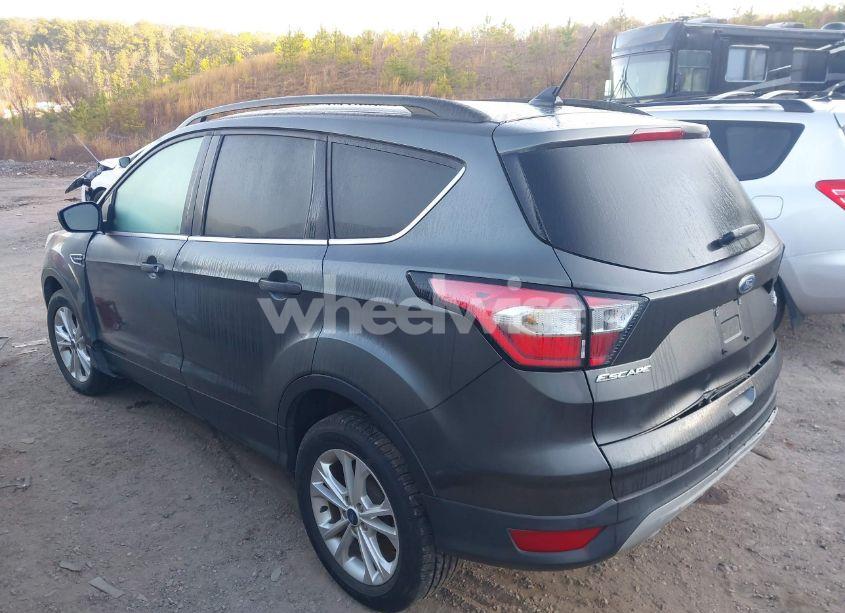 Photo 3 of 2018 Ford Escape SEL (VIN 1FMCU0HD3JUD13817)