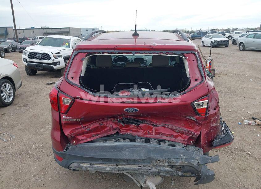 Photo 17 of 2019 Ford Escape SEL (VIN 1FMCU0HD3KUA18315)