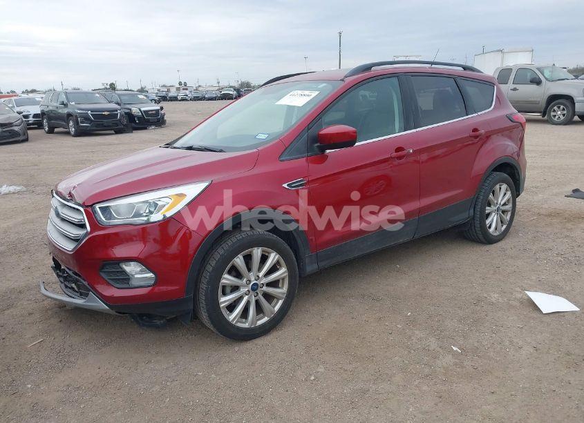 Photo 2 of 2019 Ford Escape SEL (VIN 1FMCU0HD3KUA18315)
