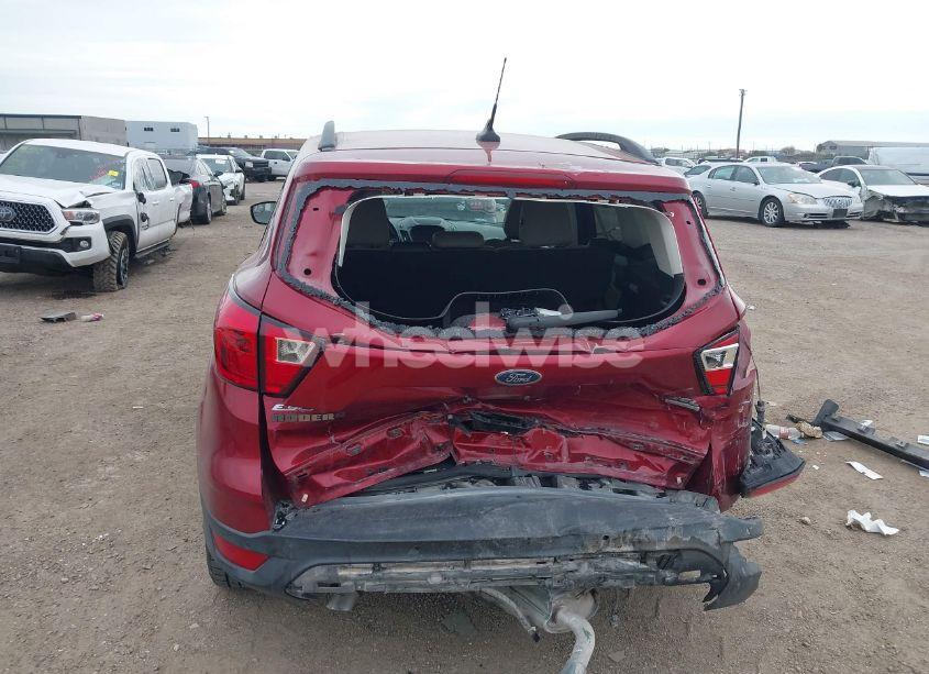 Photo 6 of 2019 Ford Escape SEL (VIN 1FMCU0HD3KUA18315)