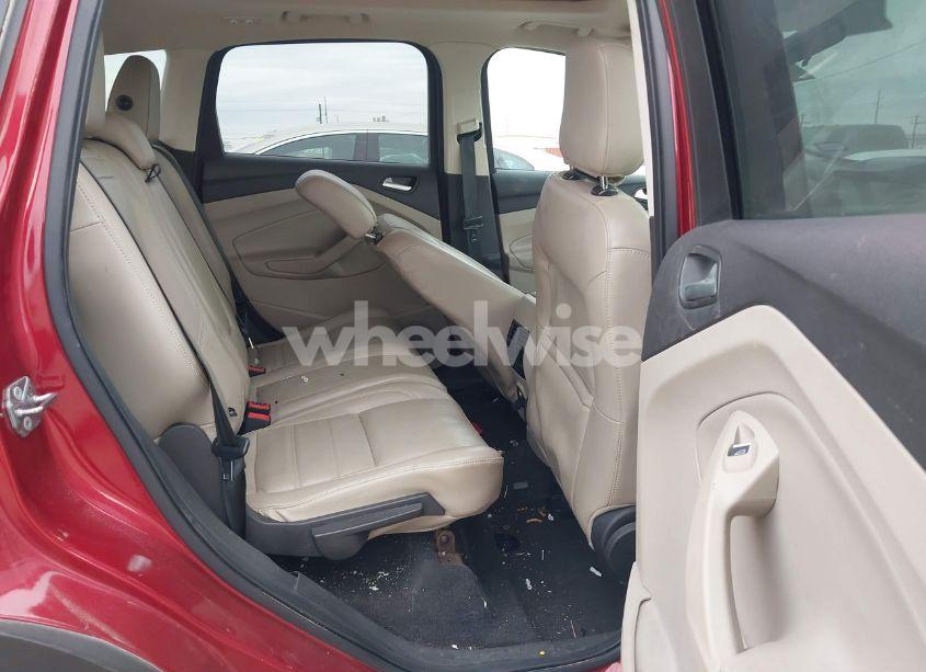 Photo 8 of 2019 Ford Escape SEL (VIN 1FMCU0HD3KUA18315)