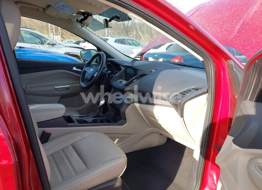 Photo 5 of 2019 Ford Escape SEL (VIN 1FMCU0HD3KUA74948)