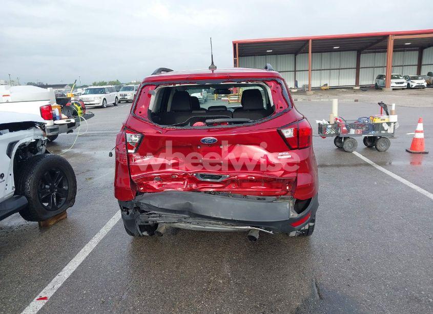 Photo 17 of 2019 Ford Escape SEL (VIN 1FMCU0HD3KUB27017)