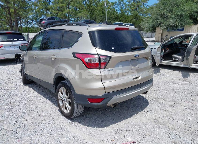 Photo 3 of 2018 Ford Escape SEL (VIN 1FMCU0HD4JUD06861)