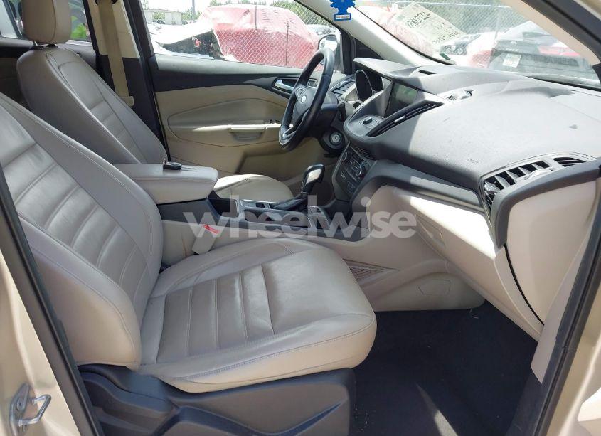 Photo 5 of 2018 Ford Escape SEL (VIN 1FMCU0HD4JUD06861)