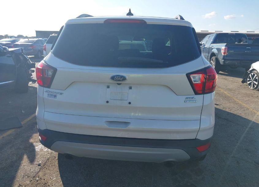 Photo 16 of 2019 Ford Escape SEL (VIN 1FMCU0HD4KUA70987)