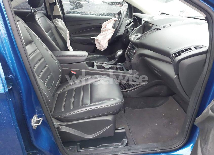 Photo 5 of 2019 Ford Escape SEL (VIN 1FMCU0HD4KUB93981)