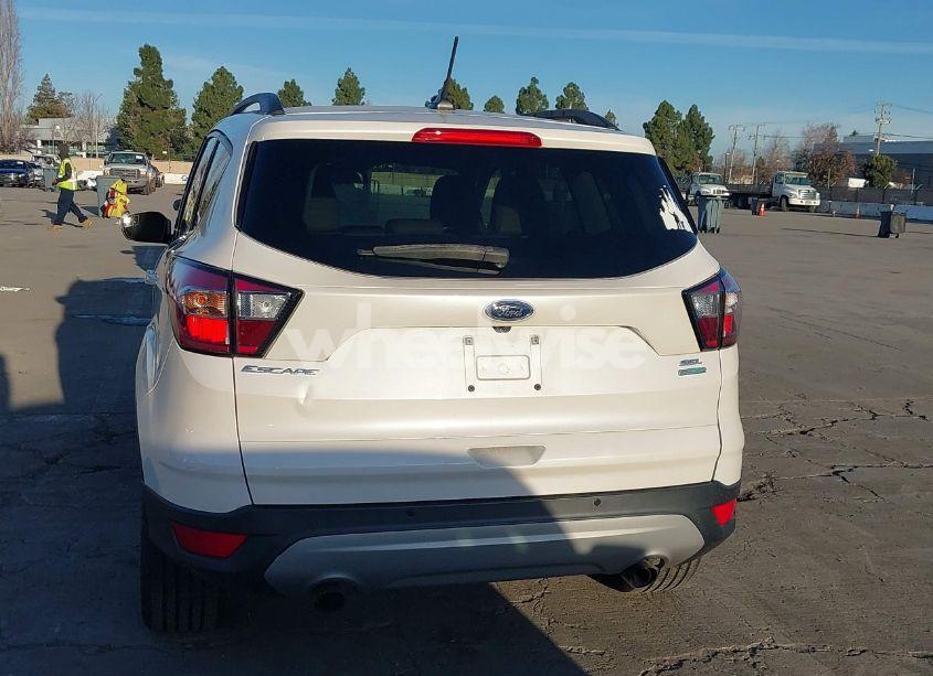 Photo 17 of 2018 Ford Escape SEL (VIN 1FMCU0HD5JUA10487)