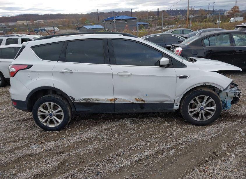 Photo 14 of 2018 Ford Escape SEL (VIN 1FMCU0HD5JUB08872)