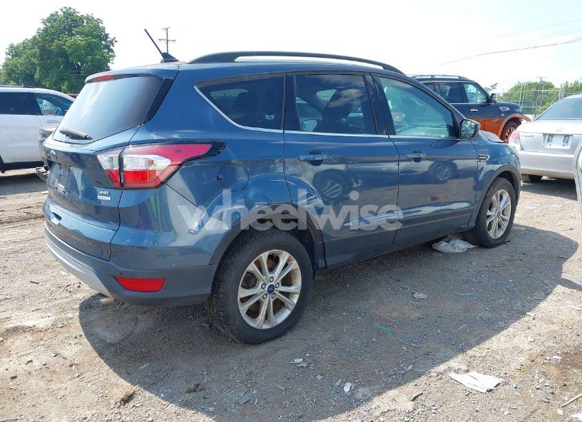 Photo 4 of 2018 Ford Escape SEL (VIN 1FMCU0HD5JUB08919)