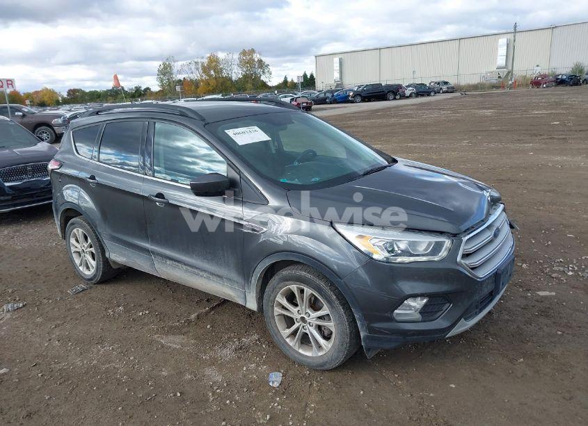 2018 Ford Escape SEL (VIN 1FMCU0HD5JUB89887) main photo