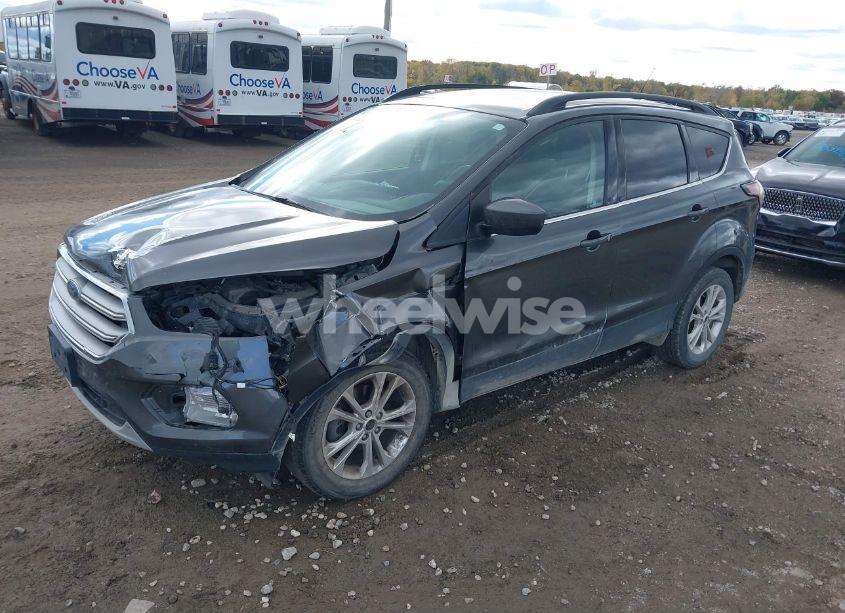 Photo 2 of 2018 Ford Escape SEL (VIN 1FMCU0HD5JUB89887)