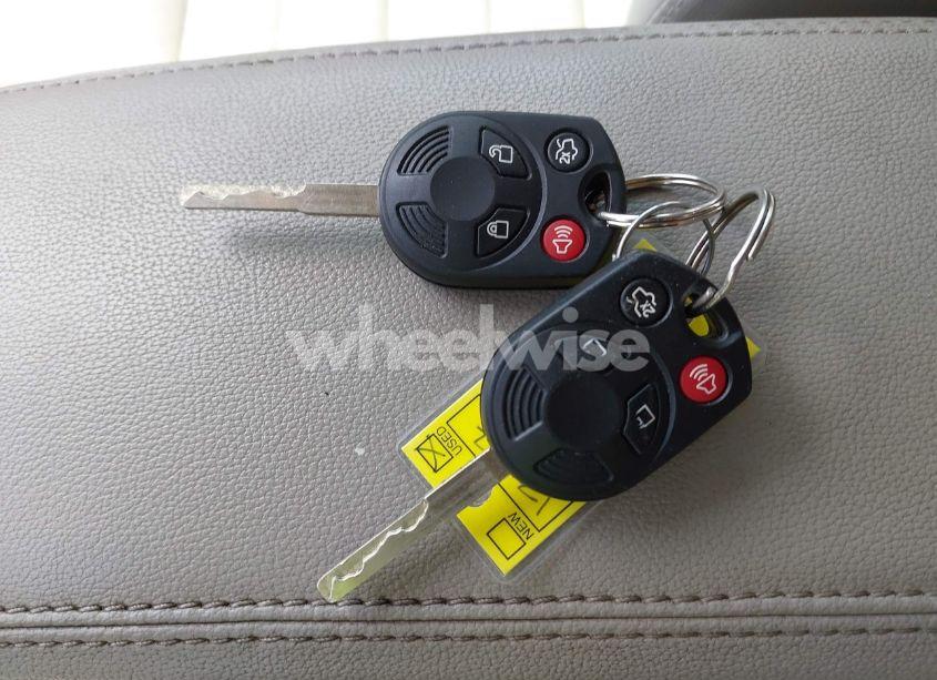 Photo 11 of 2018 Ford Escape SEL (VIN 1FMCU0HD5JUC44547)