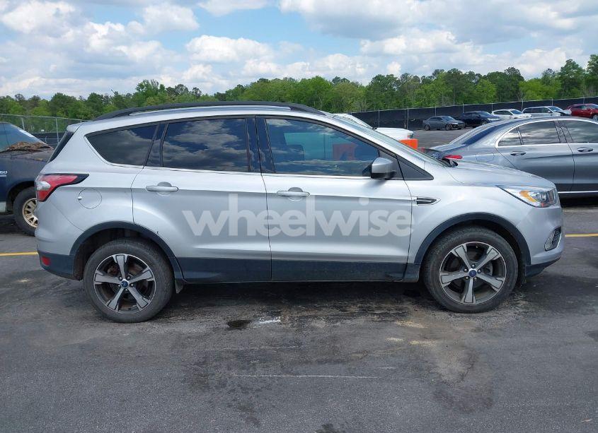 Photo 13 of 2018 Ford Escape SEL (VIN 1FMCU0HD5JUC44547)
