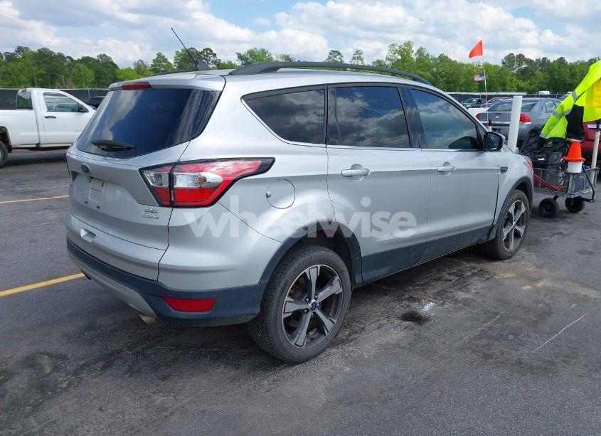 Photo 4 of 2018 Ford Escape SEL (VIN 1FMCU0HD5JUC44547)